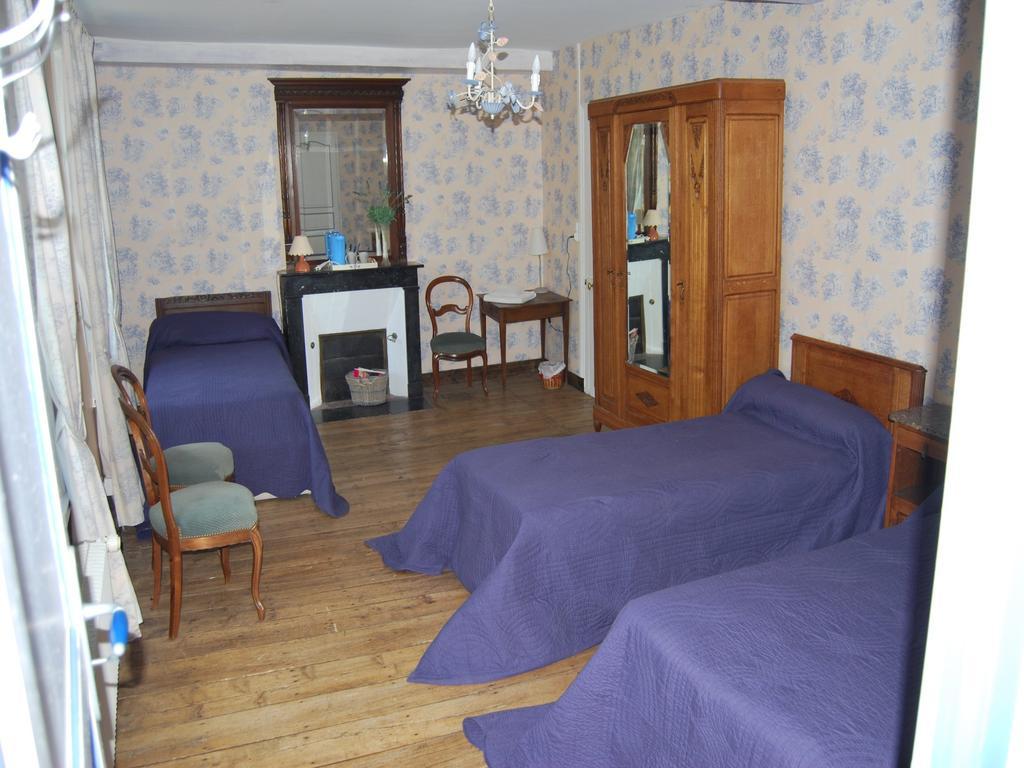 Chez Francine Et Xavier Bed & Breakfast Froissy  Room photo